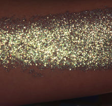 Load image into Gallery viewer, VENTURA GLITTER GELLY SINGLE