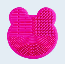 Load image into Gallery viewer, BELLA THE BEAR 3 in 1 BRUSH CLEANER