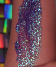 Load image into Gallery viewer, ARTEMIS GLITTER GELLY SINGLE