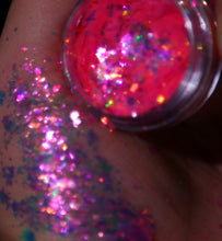 Load image into Gallery viewer, KATALEA DRAGON SCALE CHAMELEON FLAKES