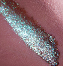 Load image into Gallery viewer, BEETLE JELLISHADOW