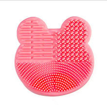 Load image into Gallery viewer, BELLA THE BEAR 3 in 1 BRUSH CLEANER