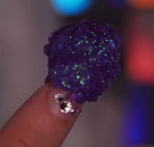 Load image into Gallery viewer, ARTEMIS GLITTER GELLY SINGLE