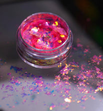 Load image into Gallery viewer, KATALEA DRAGON SCALE CHAMELEON FLAKES