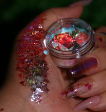 Load image into Gallery viewer, ZENKIA DRAGON SCALE CHAMELEON FLAKES