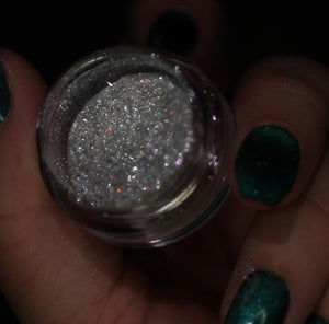SILVER LINING HOLOGRAPHIC PRISMATIC PIGMENT