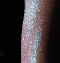 Load image into Gallery viewer, BUBBLES CHAMELEON PRISMATIC PIGMENT