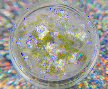 Load image into Gallery viewer, PACHUA DRAGON SCALE CHAMELEON FLAKES