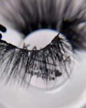 Load image into Gallery viewer, KATANA- 25MM ALTER EGO LASH