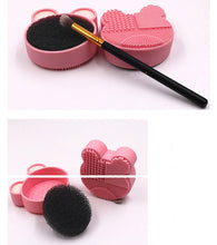 Load image into Gallery viewer, BELLA THE BEAR 3 in 1 BRUSH CLEANER