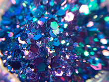 Load image into Gallery viewer, SIRENITA CHAMELEON COSMIC GLITTER