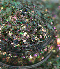 Load image into Gallery viewer, CAMILA CHAMELEON COSMIC GLITTER
