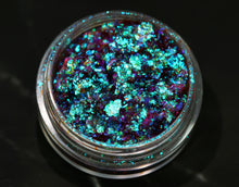 Load image into Gallery viewer, DEZENYM DRAGON SCALE CHAMELEON FLAKES