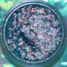 Load image into Gallery viewer, LIBELLE DRAGON SCALE CHAMELEON FLAKES