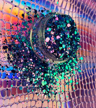 Load image into Gallery viewer, SIRENITA CHAMELEON COSMIC GLITTER