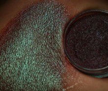 Load image into Gallery viewer, CADMUS CRYSTAL PRISMATIC PIGMENT