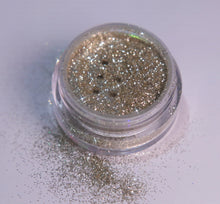 Load image into Gallery viewer, JONQUIL COSMIC LOOSE GLITTER
