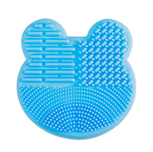 Load image into Gallery viewer, BELLA THE BEAR 3 in 1 BRUSH CLEANER
