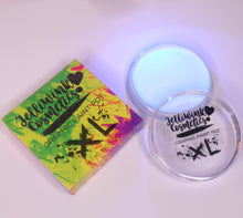 Load image into Gallery viewer, GHOSTLY GRAPHIC PAINT POT XL
