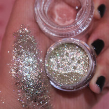 Load image into Gallery viewer, JUICY’S WORLD COSMIC LOOSE GLITTER
