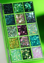 Load image into Gallery viewer, OOGIE VAULT MINI PRE ORDER
