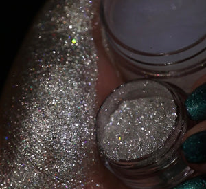 SILVER LINING HOLOGRAPHIC PRISMATIC PIGMENT