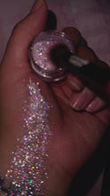 Load and play video in Gallery viewer, MYSTICAL CHAMELEON PRISMATIC PIGMENT
