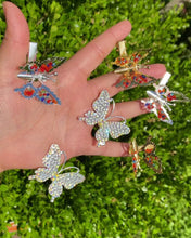 Load and play video in Gallery viewer, VINTAGE SILVER DIAMOND STUDDED BUTTERFLY HAIR CLIP
