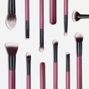 SYRAH BRUSH SET WITH WRISTLET POUCH
