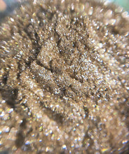 Load image into Gallery viewer, SOVANNA DIAMOND PRISMATIC PIGMENT
