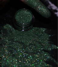 Load image into Gallery viewer, MISTLETOE CHAMELEON PRISMATIC PIGMENT
