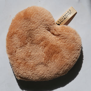 REUSABLE MICROFIBER MAKEUP REMOVER HEART PUFF