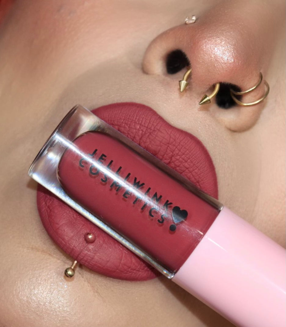 PUCE LIQUID LIPSTICK