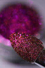 Load image into Gallery viewer, MAGENTA CHAMELEON PRISMATIC PIGMENT
