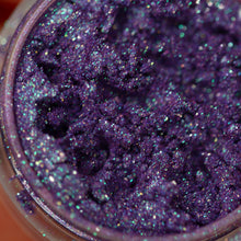 Load image into Gallery viewer, PLUM DIAMOND PRISMATIC PIGMENT
