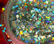 Load image into Gallery viewer, CHUNKEE HOLOGRAPHIC PRISMATIC PIGMENT
