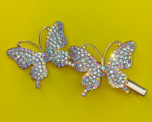 Load image into Gallery viewer, VINTAGE GOLD DIAMOND STUDDED BUTTERFLY HAIR CLIP
