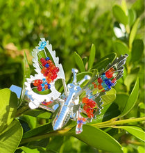 Load image into Gallery viewer, BEADED VINTAGE SILVER FLUTTERING BUTTERFLY HAIR CLIP

