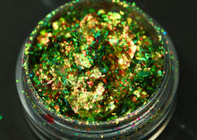 Load image into Gallery viewer, TATSUYA DRAGON SCALE CHAMELEON FLAKES
