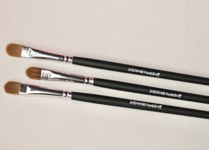 FLAT CONCEALER BRUSH