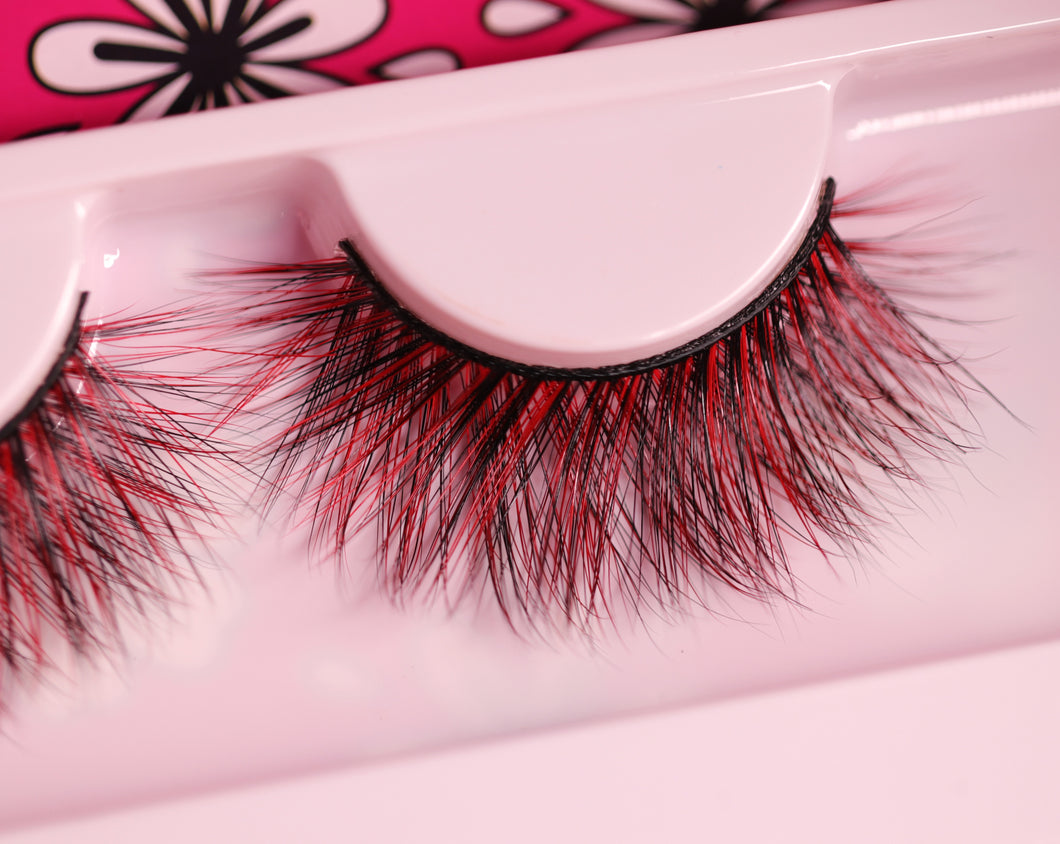 QUEEN OF HEARTS WICKED LASH